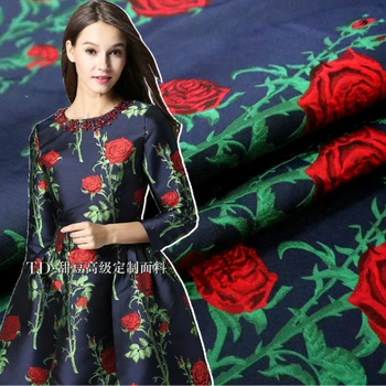 Прежда боядисани жакард роза рокля тренчкот мода европейска марка дизайн шиене на едро материал кърпа от метър облекло